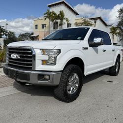 2017 Ford F150 XLT SuperCrew Cab Coyote 