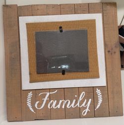 Family sign decor