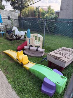 Outdoors kids play stuff