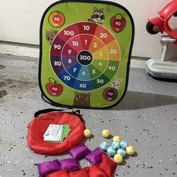 Kids bean bag toss game with balls