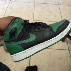 Pine Green 