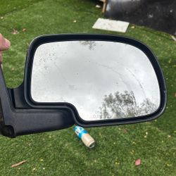 Passengers Side Side View Electronic Mirror For Chevy Silverado 1500 Year 99-06