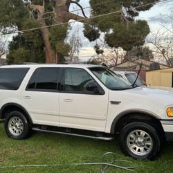 2001 Ford Expedition