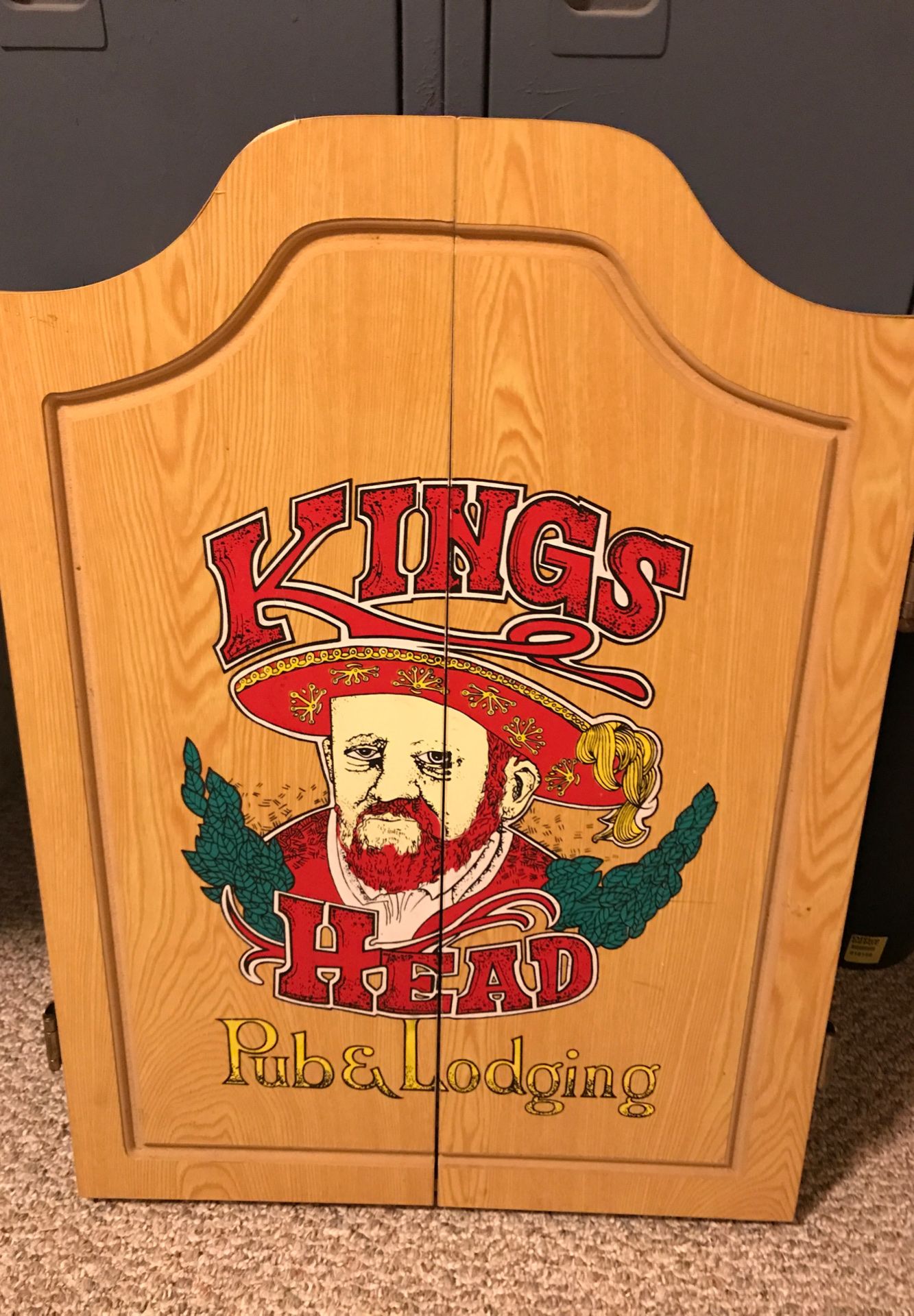 Kings Head Dart Board for Sale in Everett, WA OfferUp