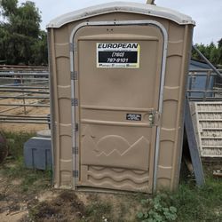 Porta-potty