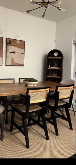 4 chairs 100$