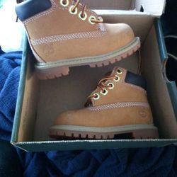 4 M/M Toddler Timberlands 