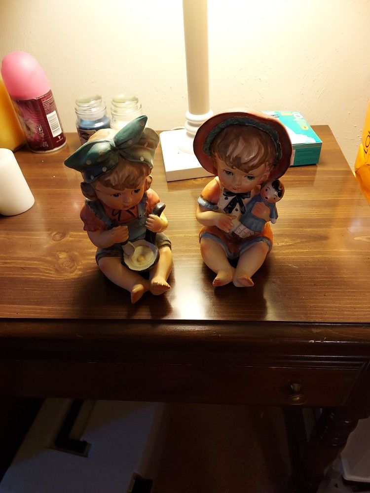 2 Vintage DOLLS GOOD CONDITION $ 20.00 FOR BOTH