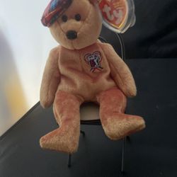 Charité Beanie Bear