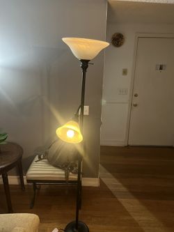 Floor lamp