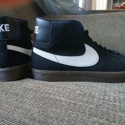Nike mids 9.5