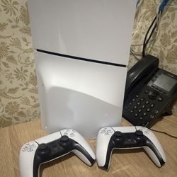 Ps5 And Controllers