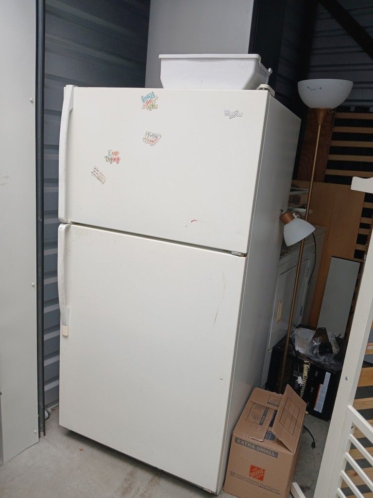 Frost Free Refrigerator