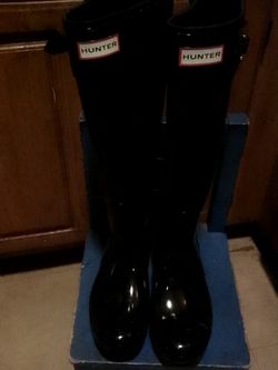 HUNTER TALL BLACK RAIN BOOTS