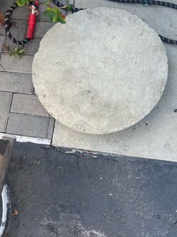 Round Concrete Stepping Stone