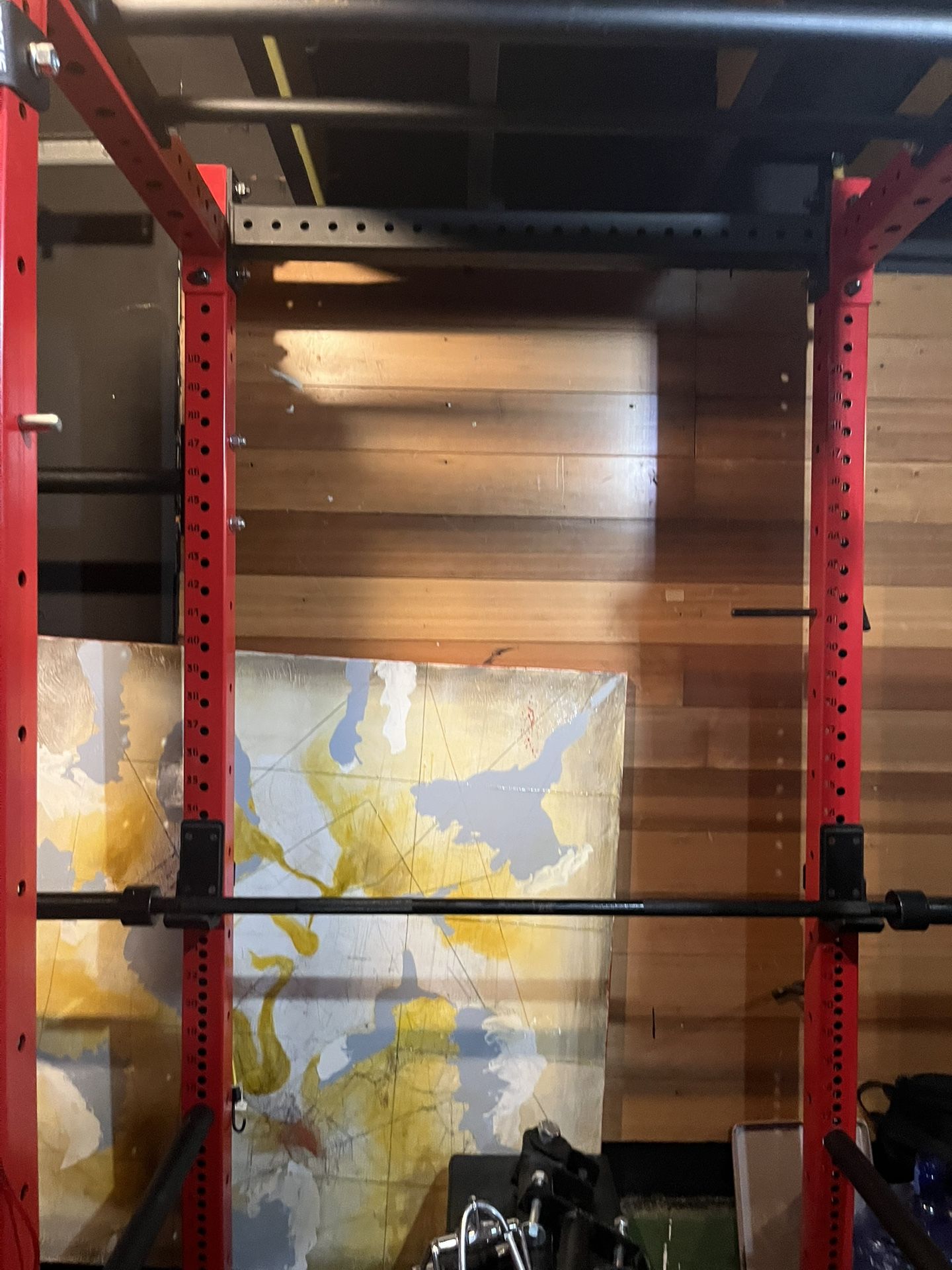Rogue Workout Rack + Bench, Barbell, Plates – Full Setup