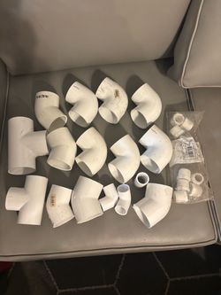 Different PVC pipe fittings/elbow and conectors All for $35