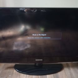 Samsung Smart TV 32" Model No LN32C450E1D