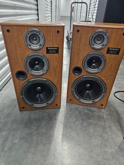 Technics Speaker