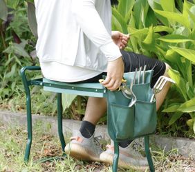 ZENY™ Folding Garden Kneeler Bench Seat w/Kneeling Pad and Tool Pouch (Green)