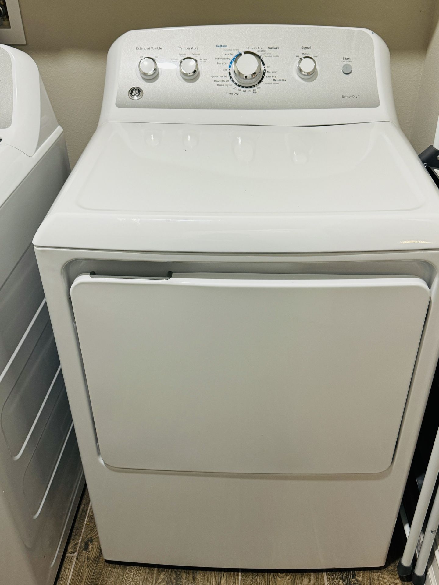 Ge Rarely Used Washer And Dryer