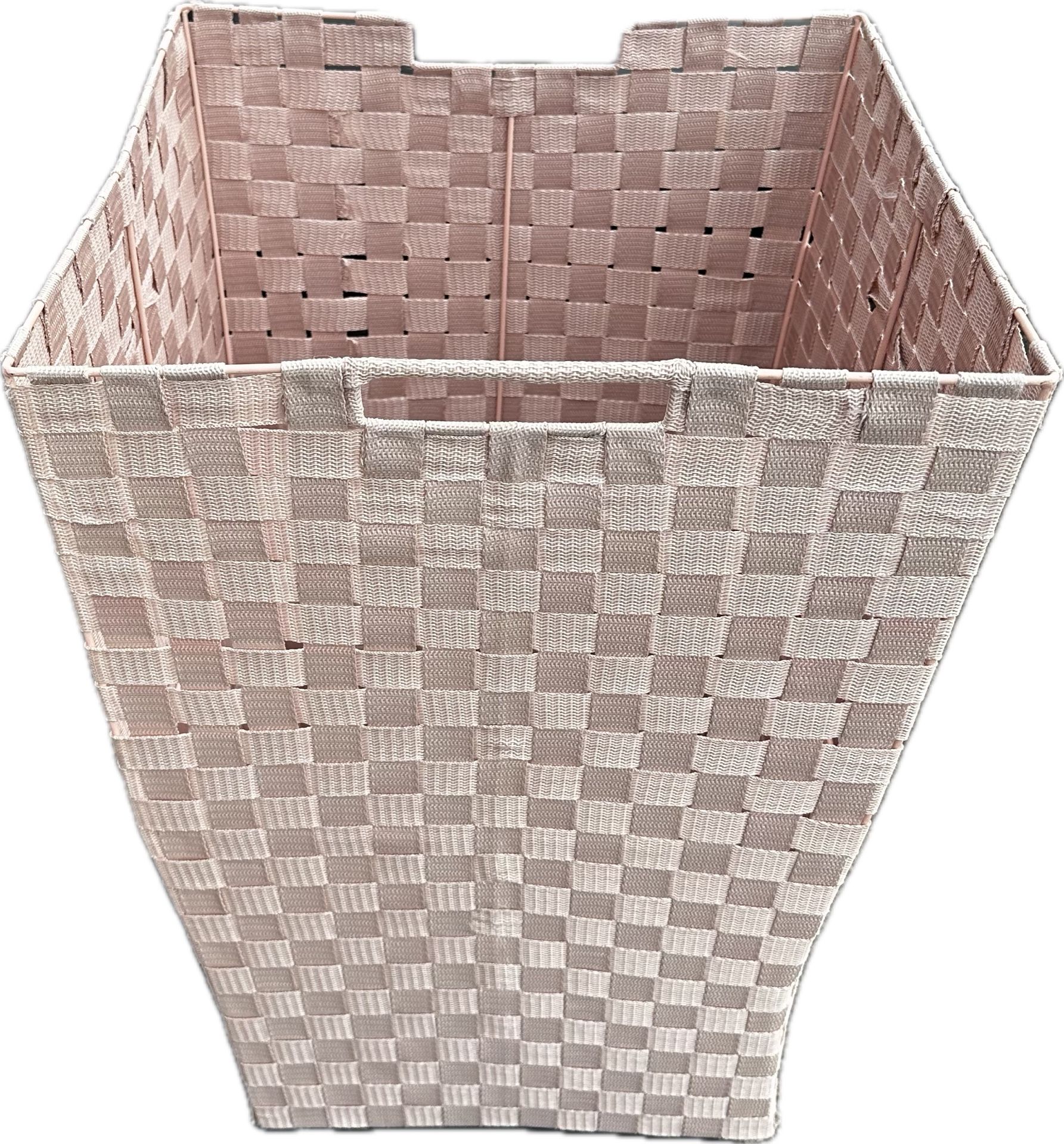 🧺 Pink Woven Strap Laundry Hamper 
