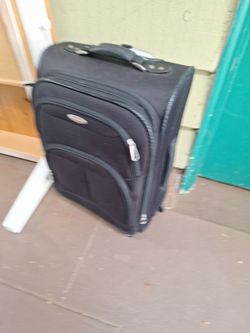 23x14   Samsonite  Suitcase