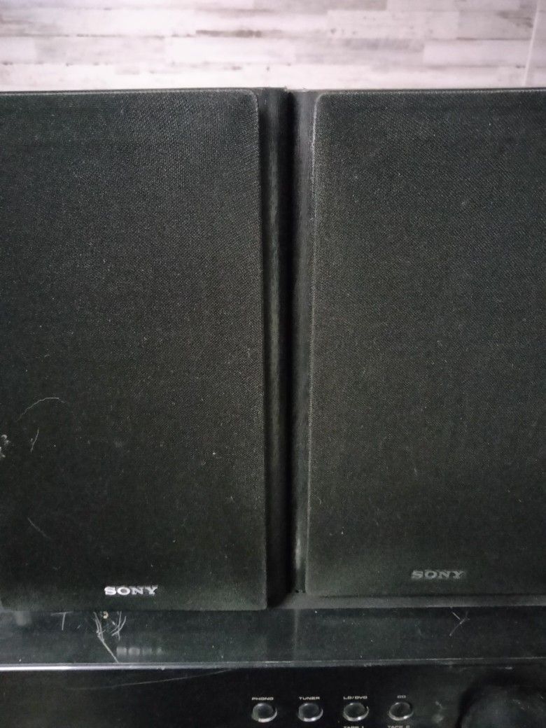 Pair Of Sony Bookshelf Speakers