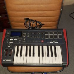 Novation Impulse 25