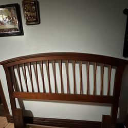 Queen Size Wooden Headboard 