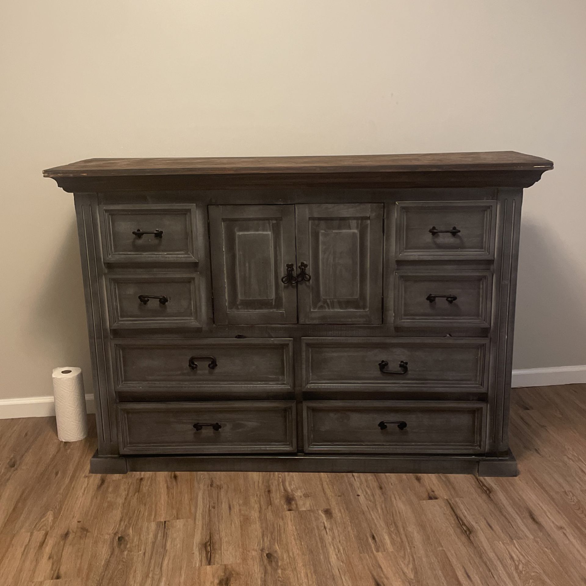 Dresser Need Gone By 29 March 