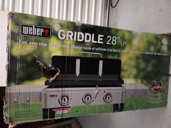 Weber 28" Rust Resistant 3 Burner Liquid Propane Outdoor Griddle Black