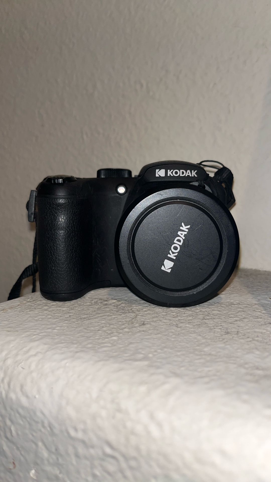 Kodak Pixpro AZ255 + SD Card