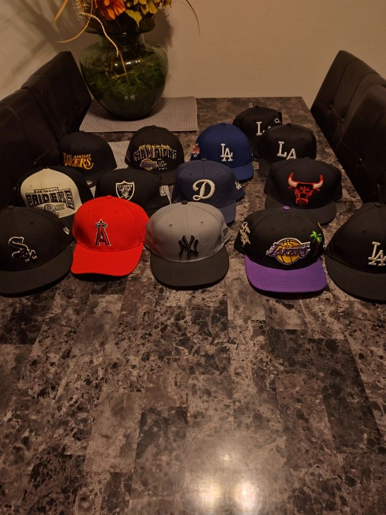 Hats Snap Back And Fitted