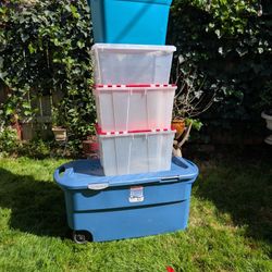 Mixed Lot of 5 Plastic Storage Bins