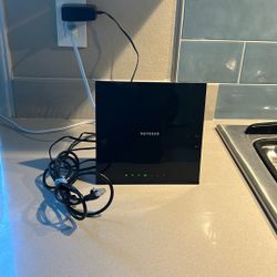 NETGEAR Cable Modem Router Combo C6250