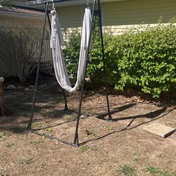 Adjustable Metal Swing Stand And Silks