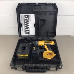 DeWALT DW972 Drill DW9107 Charger DW9071 Battery (Won’t Charge) Instructions & Hard Case