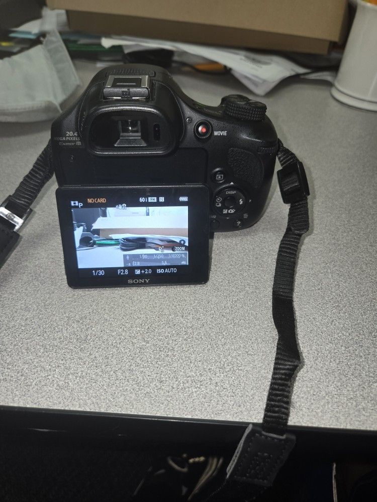 Sony Cyber Shot DSC- HX300 DIGITAL CAMERA