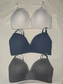 Náutica wireless lace trim bralettes