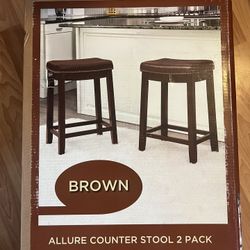 4 Bar Stools 