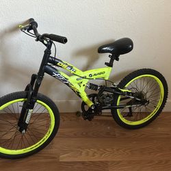 Avigo green kids mountain bike