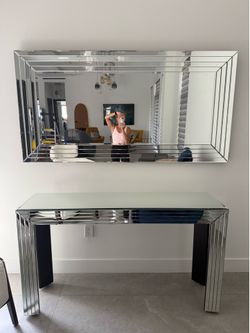 Mirrored Console Table and Matching Wall Mirror Set