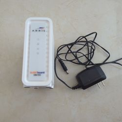 Surfboard SB6183 cable modem by Arris