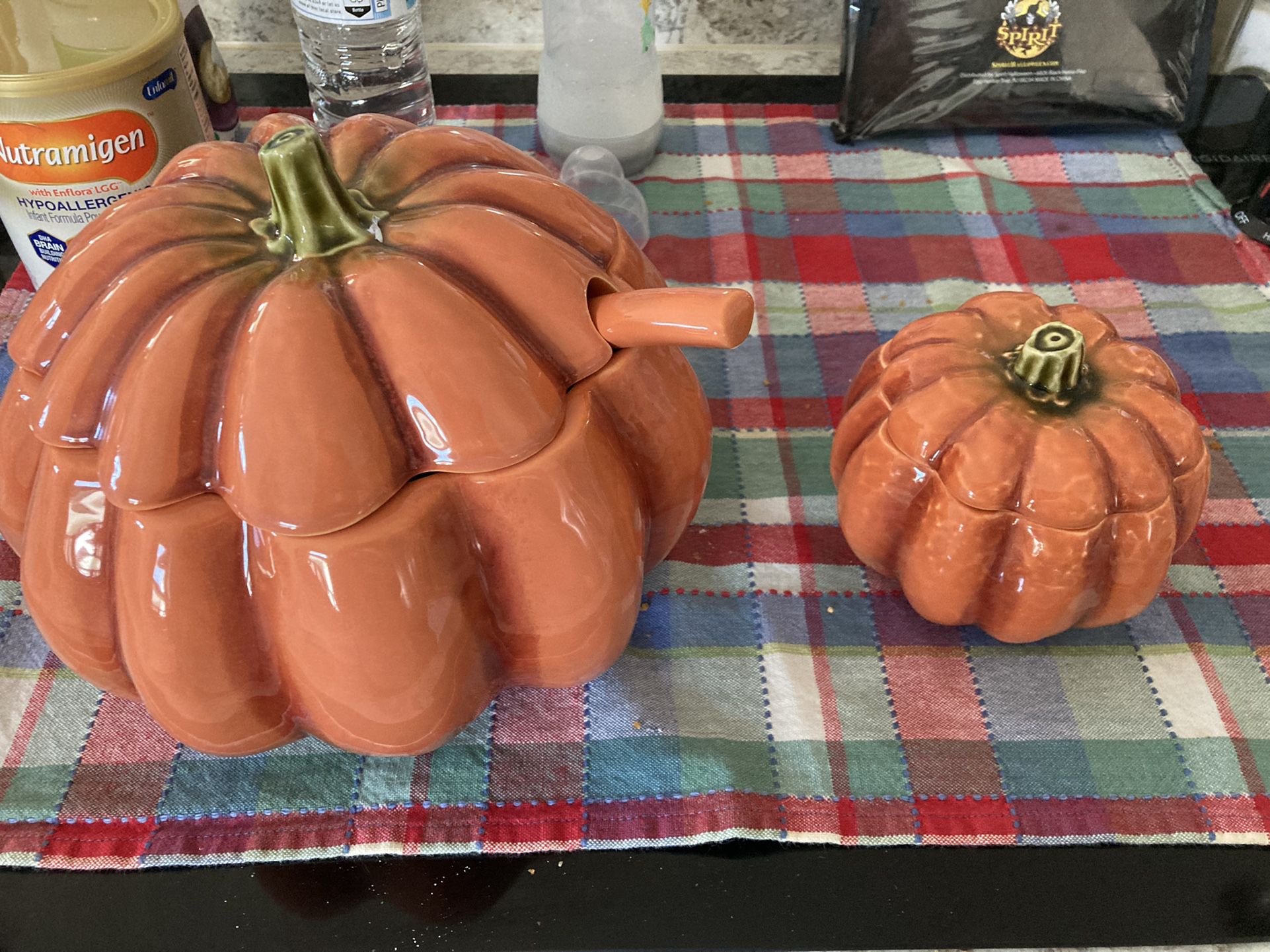 Pumpkin Tureen & Small Serving Bowl 