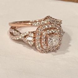 10k Diamond Ring With Matching Band Set 
