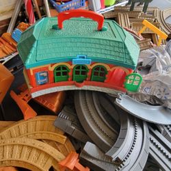 Train Accessories.  Tracks and Buildings