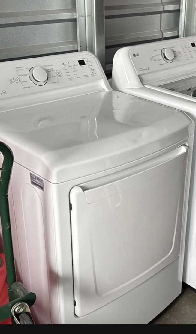 LG gas Dryer. Like New. Need To Sell Today. OBO