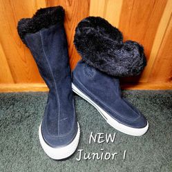NEW Converse All Star Chuck Taylor Tall Boots Junior 1