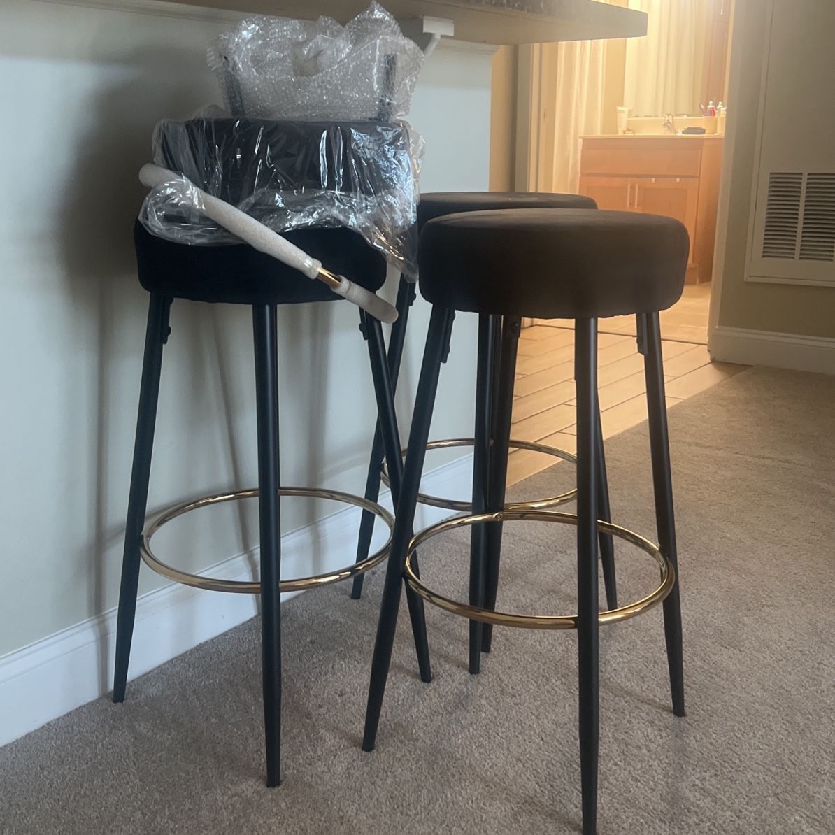 4 Bar Stools